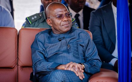 Governor Otti Provides Free Transportation for Abia Citizens to Celebrate Yuletide