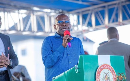 Gov. Otti Rolls Out 20 Electric Buses For Transportation, Says Past Administration Spent More Money In Port Harcourt Road Than Him.