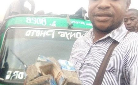 "I’d Rather Be Poor Than be Dishonest" — Aba Keke Rider Returns ₦4 Million Forgotten by Passenger*