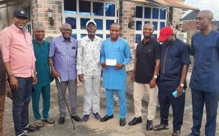 Fmr. Gov Ikpeazu rewards Aba Tricycle Rider with ₦2.1 Million for Returning ₦4 Million Left by Passenger