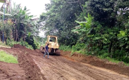 Okporoenyi Amawom Road Is A State Project, Not Ben Kalu’s – Traditional Ruler Clarifies